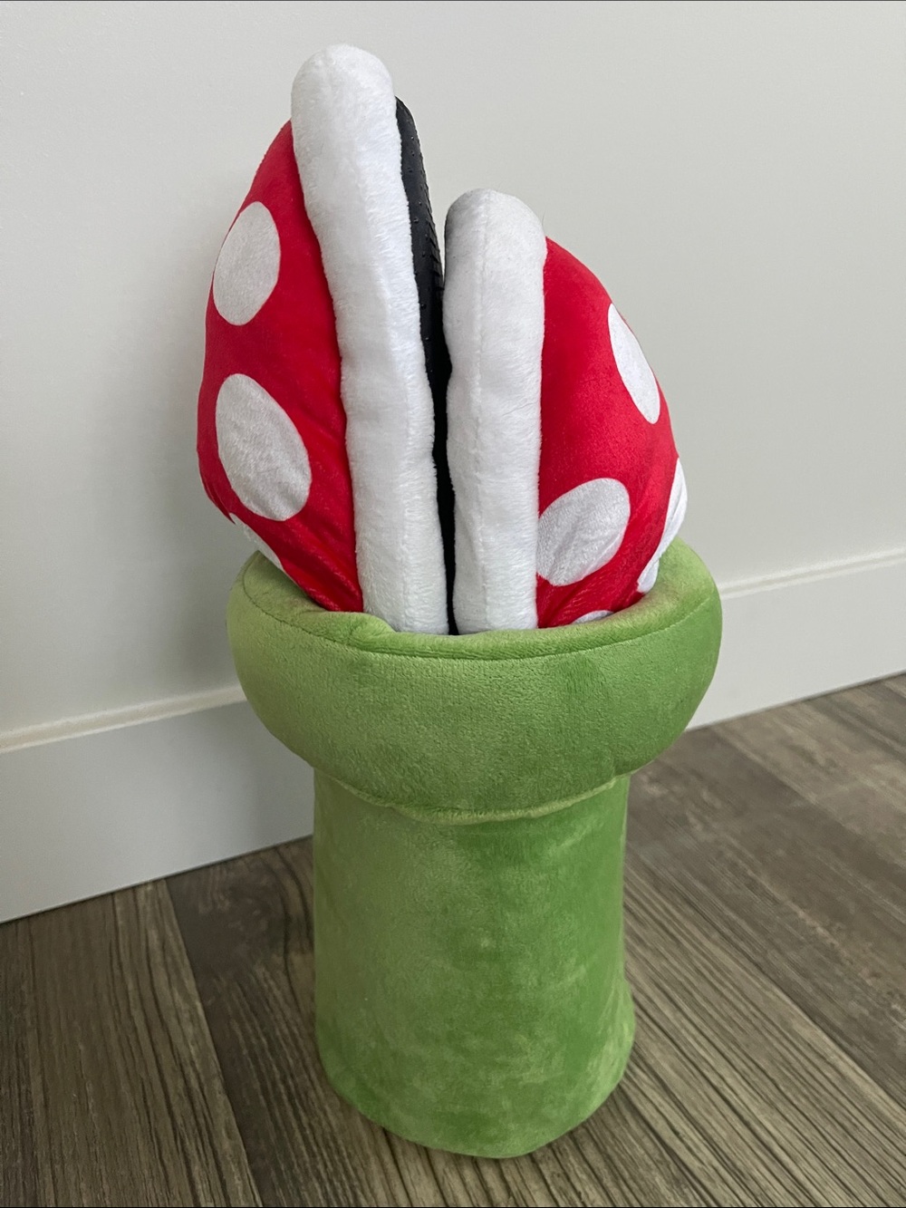 Mario Bros. Plush Piranha Plant Slippers Set